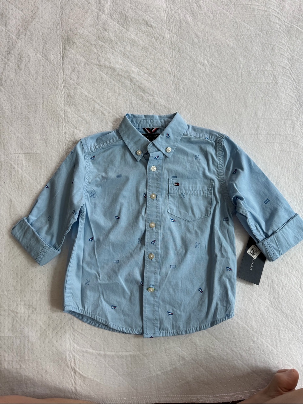 NWT Tommy Hilfiger Toddler Button Down Shirt Size 2T